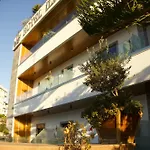 فندق Ilio Boutique Swim Up 4*