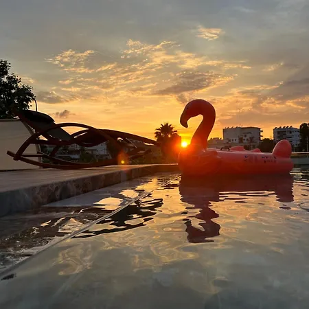 Ilio Boutique Swim Up Σαράντα