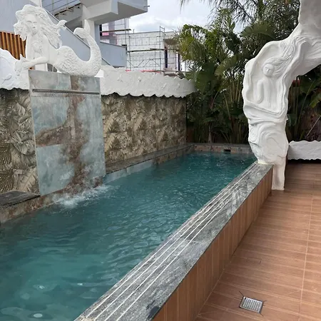 מלון Ilio Boutique Swim Up