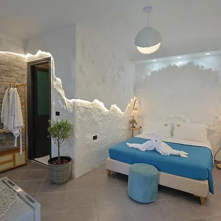 מלון Ilio Boutique Swim Up