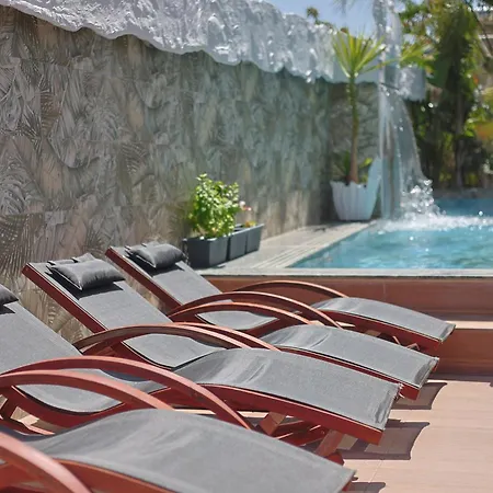 Ilio Boutique Swim Up 4* קסאמיל