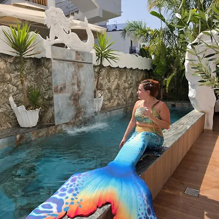 מלון Ilio Boutique Swim Up