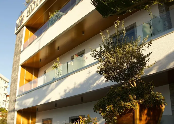 Hotel Ilio Boutique Swim Up 4*