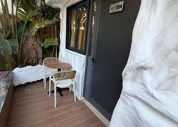 Ilio Boutique Swim Up